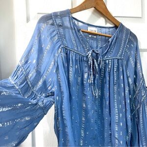 SAYLOR Periwinkle Blue Poet Top with Silver Thread accents • Size M
